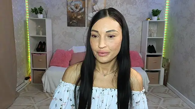 NikoleMills online show from August 1, 5:29 am