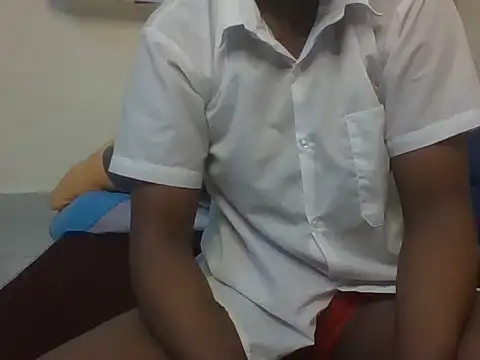 Snapshot of Sweet-cherrry chatting on July 13, 2:14 am Sweet-cherrry online show from July 13, 2:14 am