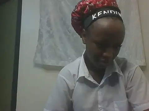 Snapshot of Sweet-cherrry chatting on July 14, 9:03 am Sweet-cherrry online show from July 14, 9:03 am