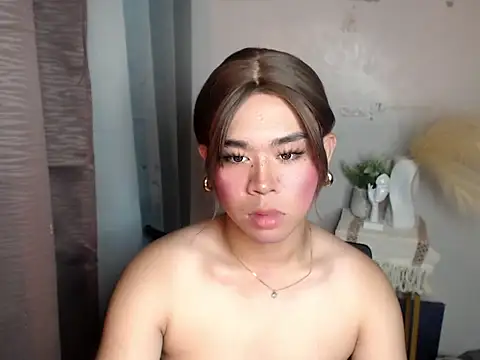 Horny HoneyX online show from June 16, 9:34 am