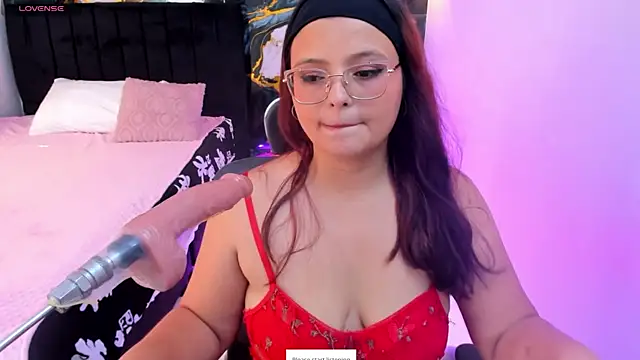Miss Kloee online show from August 1, 7:57 pm