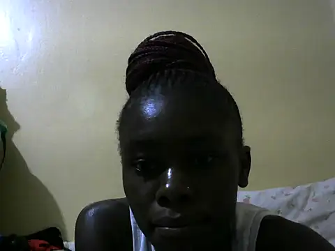 Snapshot of slimpie5 chatting on June 10, 4:06 pm slimpie5 online show from June 10, 4:06 pm