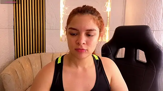 sofia red cn online show from July 8, 1:32 am