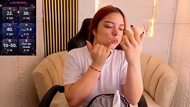 sofia red cn online show from July 29, 1:09 pm