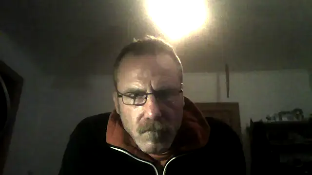 Snapshot of Greg0ri73 chatting on June 10, 11:13 pm Greg0ri73 online show from June 10, 11:13 pm