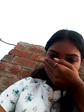Snapshot of Love18-26cupple chatting on July 10, 12:30 pm Love18-26cupple online show from July 10, 12:30 pm