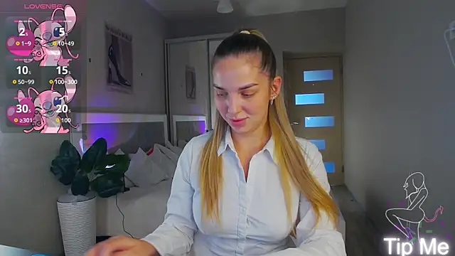 babbyalexandra online show from July 17, 1:51 pm
