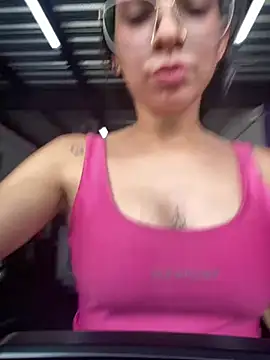 Snapshot of miimii_lovee chatting on June 17, 4:52 pm miimii lovee online show from June 17, 4:52 pm