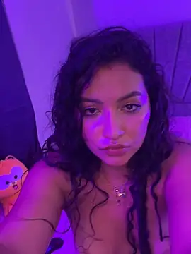 Amoree69 online show from June 11, 12:32 am