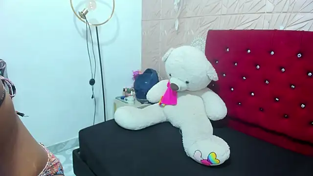 Daniela Spencerr online show from July 18, 11:03 am