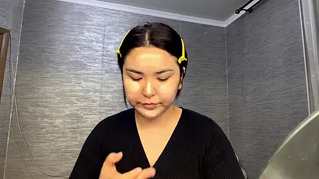 Snapshot of takatsukisenn chatting on June 13, 4:38 pm takatsukisenn online show from June 13, 4:38 pm