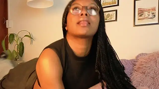 Snapshot of Victoria-Jacksonn chatting on June 24, 8:41 pm Victoria-Jacksonn online show from June 24, 8:41 pm