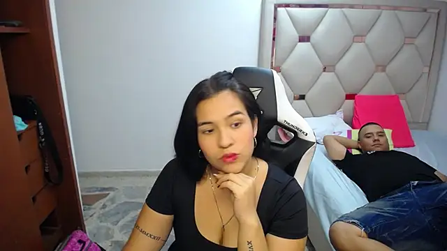 Snapshot of BIG_ASS_BIG_DICK chatting on June 13, 4:16 pm BIG ASS BIG DICK online show from June 13, 4:16 pm