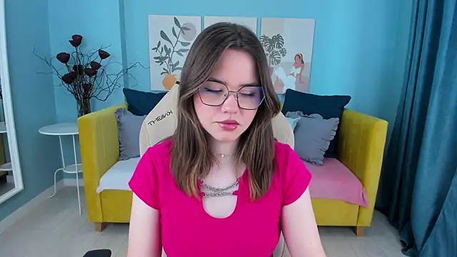 Snapshot of AprilPowell chatting on June 18, 4:44 pm AprilPowell online show from June 18, 4:44 pm