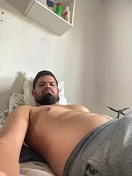mineirinho3120 online show from July 3, 3:07 pm