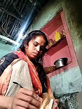 Snapshot of Cut_simran56 chatting on June 11, 1:49 am Cut simran56 online show from June 11, 1:49 am
