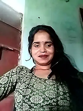 Snapshot of Cut_simran56 chatting on June 15, 7:10 am Cut simran56 online show from June 15, 7:10 am