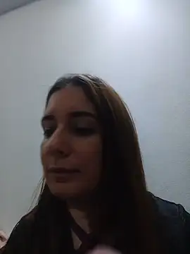 Snapshot of GiselleNoahX chatting on August 2, 3:05 am GiselleNoahX online show from August 2, 3:05 am