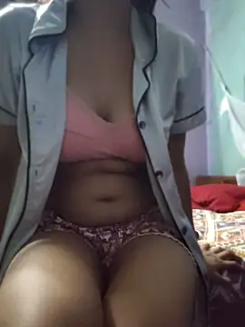 Hot Kritiii online show from July 6, 3:03 pm