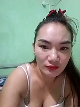 Snapshot of Voiva11 chatting on June 26, 11:09 pm Voiva11 online show from June 26, 11:09 pm