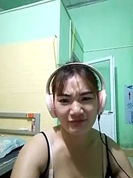 Snapshot of Voiva11 chatting on July 19, 8:56 pm Voiva11 online show from July 19, 8:56 pm