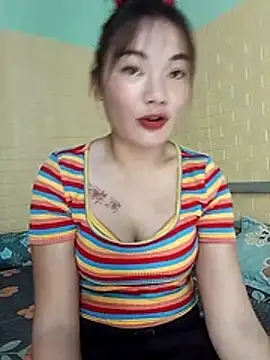 Snapshot of Voiva11 chatting on July 23, 1:58 am Voiva11 online show from July 23, 1:58 am