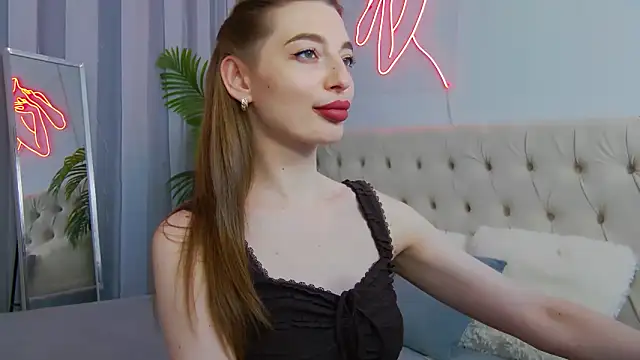 Snapshot of NicolSkye chatting on June 12, 1:54 pm NicolSkye online show from June 12, 1:54 pm