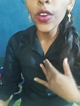 Cute Merry   online show from August 5, 5:32 am