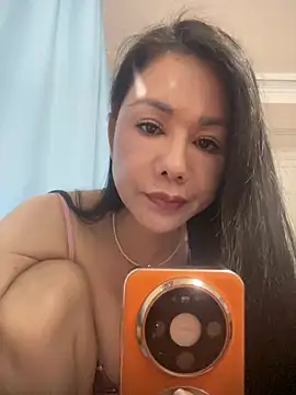 Snapshot of Sao-mei chatting on June 16, 9:56 am Sao-mei online show from June 16, 9:56 am