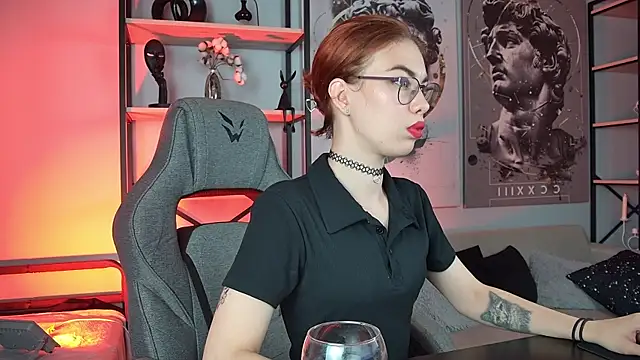 Snapshot of SeraphineDuskryn chatting on July 4, 8:04 pm SeraphineDuskryn online show from July 4, 8:04 pm