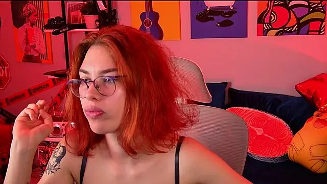Snapshot of SeraphineDuskryn chatting on July 17, 5:07 pm SeraphineDuskryn online show from July 17, 5:07 pm