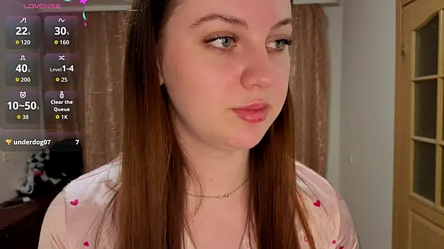 Snapshot of SwetLuna01 chatting on June 19, 7:50 pm SwetLuna01 online show from June 19, 7:50 pm