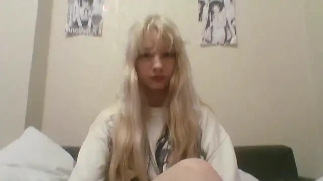 Snapshot of DinaKolter chatting on July 3, 7:20 pm DinaKolter online show from July 3, 7:20 pm