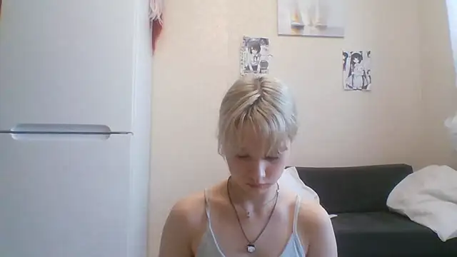 Snapshot of DinaKolter chatting on July 25, 2:36 pm DinaKolter online show from July 25, 2:36 pm