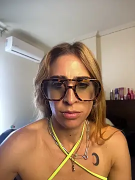 Snapshot of NicoleWilder chatting on July 27, 3:41 pm NicoleWilder online show from July 27, 3:41 pm