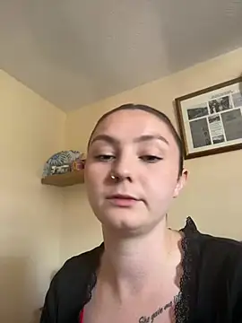 Snapshot of ChloeRaexox chatting on June 26, 1:37 pm ChloeRaexox online show from June 26, 1:37 pm