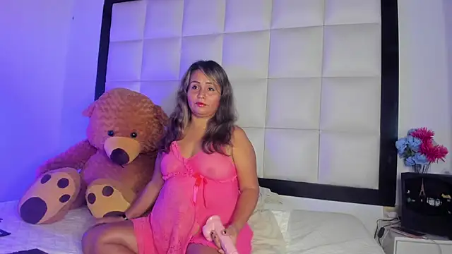 Snapshot of BiancaaRossii chatting on July 27, 6:04 pm BiancaaRossii online show from July 27, 6:04 pm