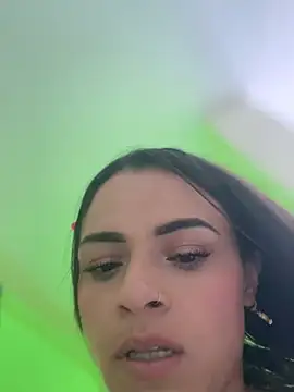 Snapshot of _Melany_Martinez chatting on June 17, 3:46 pm Melany Martinez online show from June 17, 3:46 pm