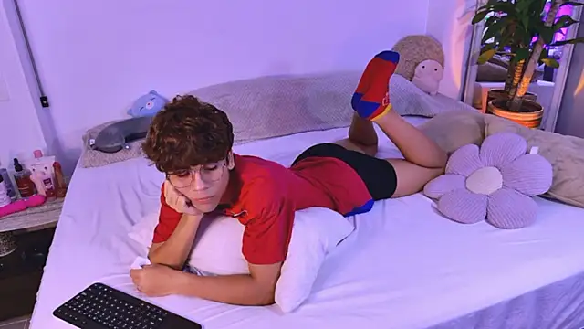 Samy Twink online show from July 1, 1:18 am