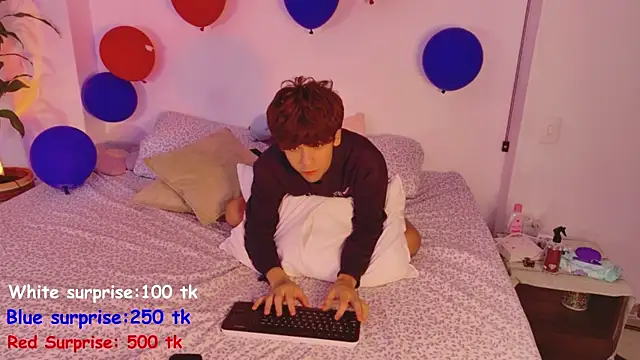 Samy Twink online show from July 8, 3:22 am