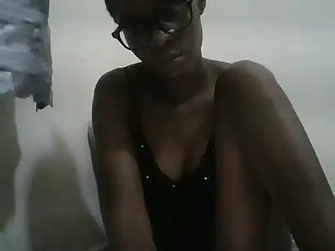 Snapshot of Sweetpother chatting on June 12, 11:57 pm Sweetpother online show from June 12, 11:57 pm