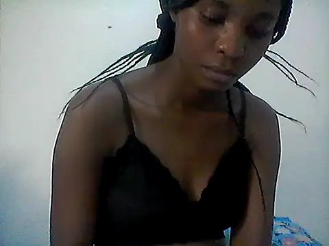 Snapshot of Sweetpother chatting on July 13, 2:31 pm Sweetpother online show from July 13, 2:31 pm