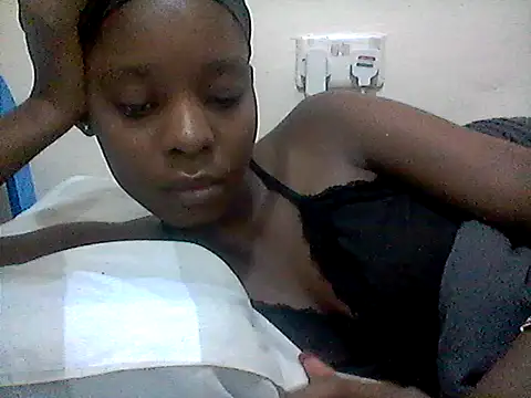 Snapshot of Sweetpother chatting on July 24, 7:39 am Sweetpother online show from July 24, 7:39 am