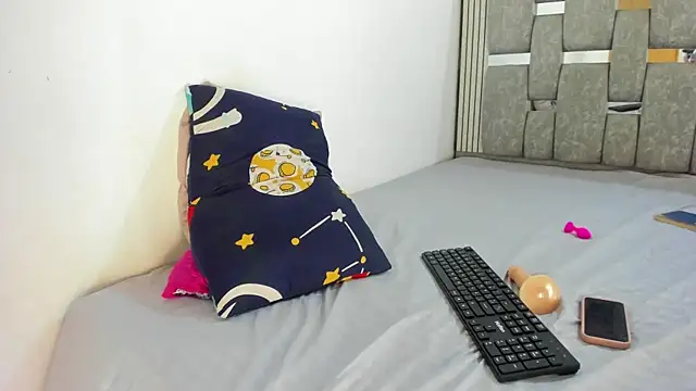 Snapshot of barbie__doll_09 chatting on July 15, 8:03 pm barbie doll 09 online show from July 15, 8:03 pm