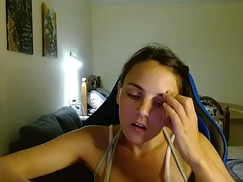 Snapshot of OliviaTheS chatting on July 26, 8:49 pm OliviaTheS online show from July 26, 8:49 pm