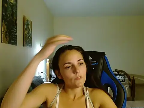 Snapshot of OliviaTheS chatting on July 31, 8:08 pm OliviaTheS online show from July 31, 8:08 pm