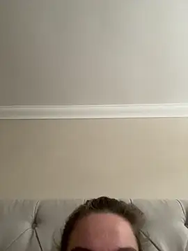 erincheshire online show from June 15, 6:37 am