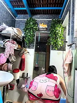  miu love  online show from June 17, 4:04 am
