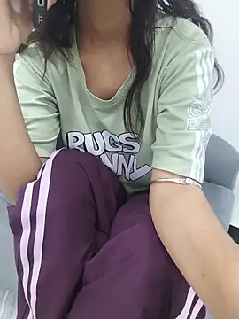 Snapshot of raina_143- chatting on June 19, 3:27 pm raina 143- online show from June 19, 3:27 pm