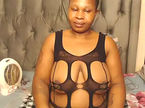 Snapshot of Loyal_Alisha chatting on July 23, 4:21 am Loyal Alisha online show from July 23, 4:21 am